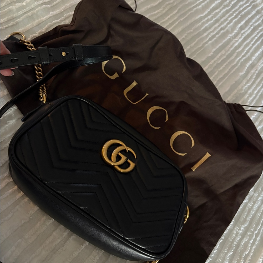 Gucci Black Leather Shoulder Bag